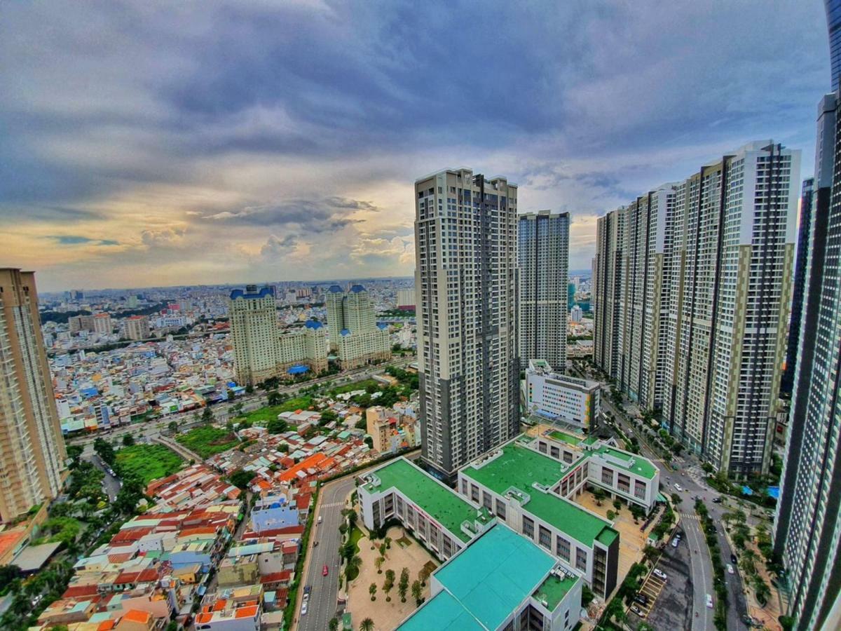 Homes By Christine - Vinhomes Central Park Ho-Chi-Minh-Stadt Exterior foto